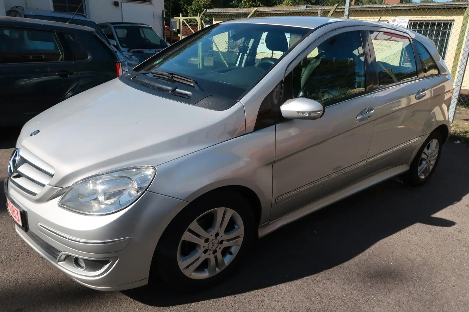 Mercedes-Benz B 200 B -Klasse B 200 Argent - 1
