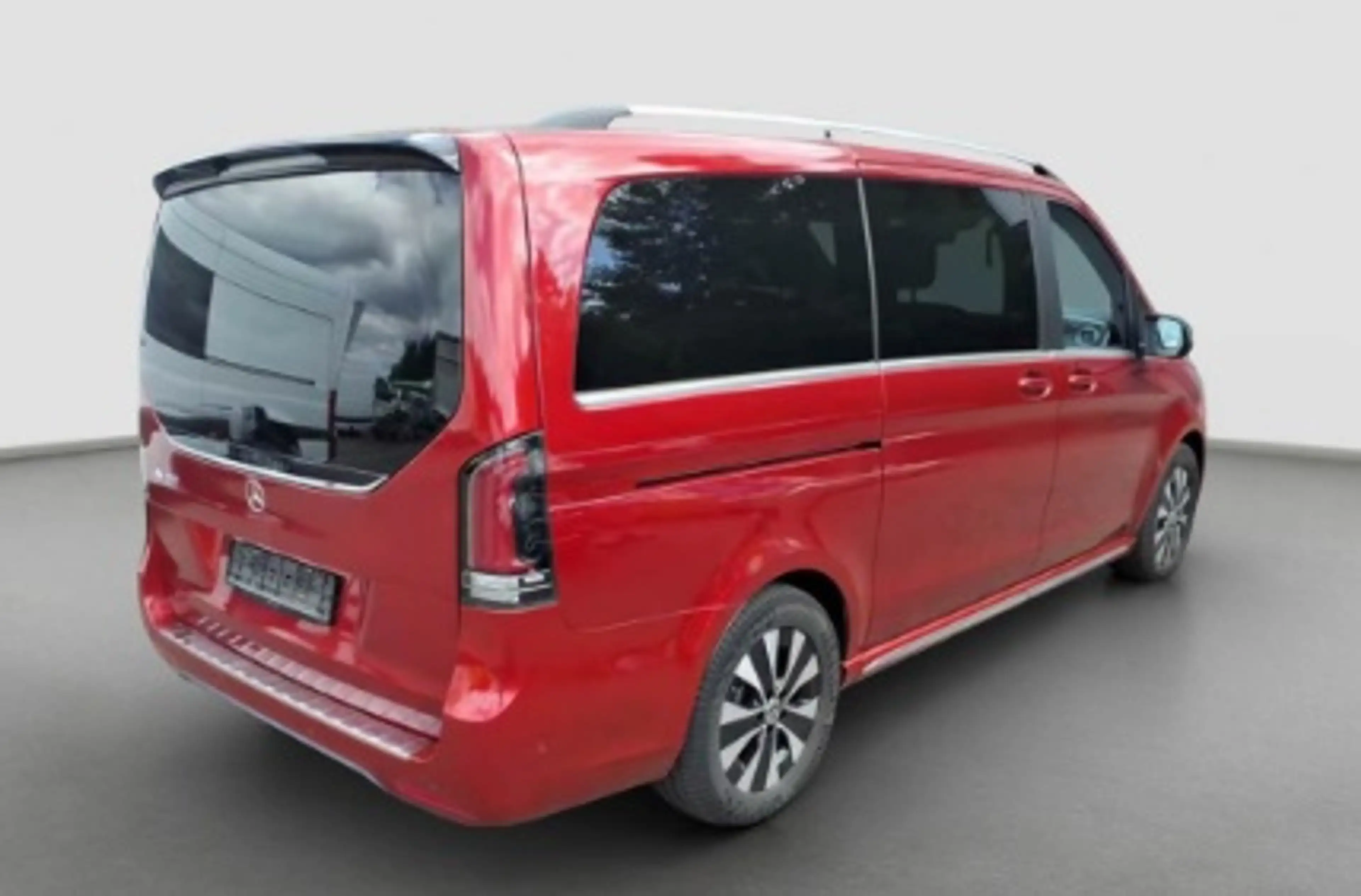 Mercedes-Benz EQV 300 lang Avantgarde Panoramaschiebedach — photo 3