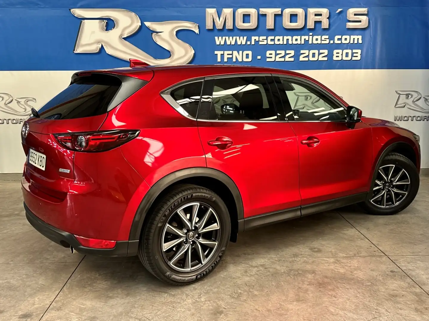 Mazda CX-5 2.2D Zenith 2WD 110Kw Rojo - 2