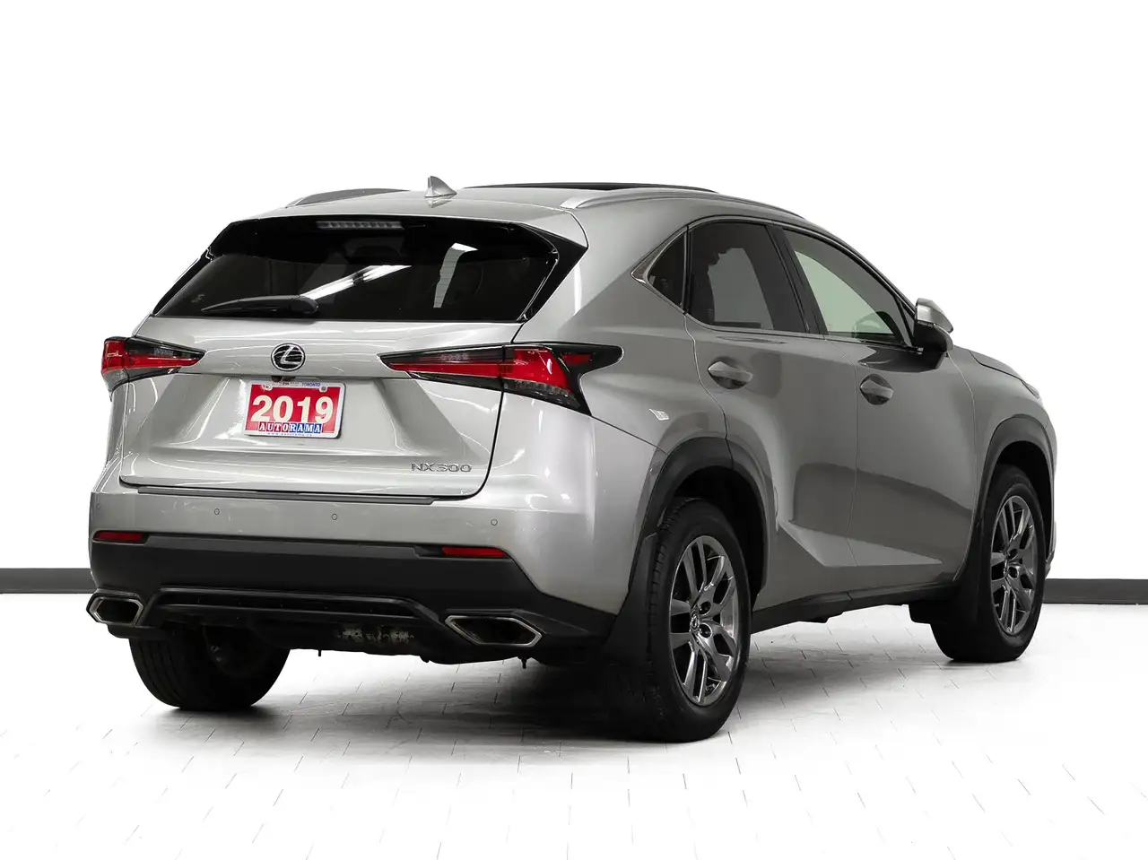 Lexus NX снимка Lexus NX
