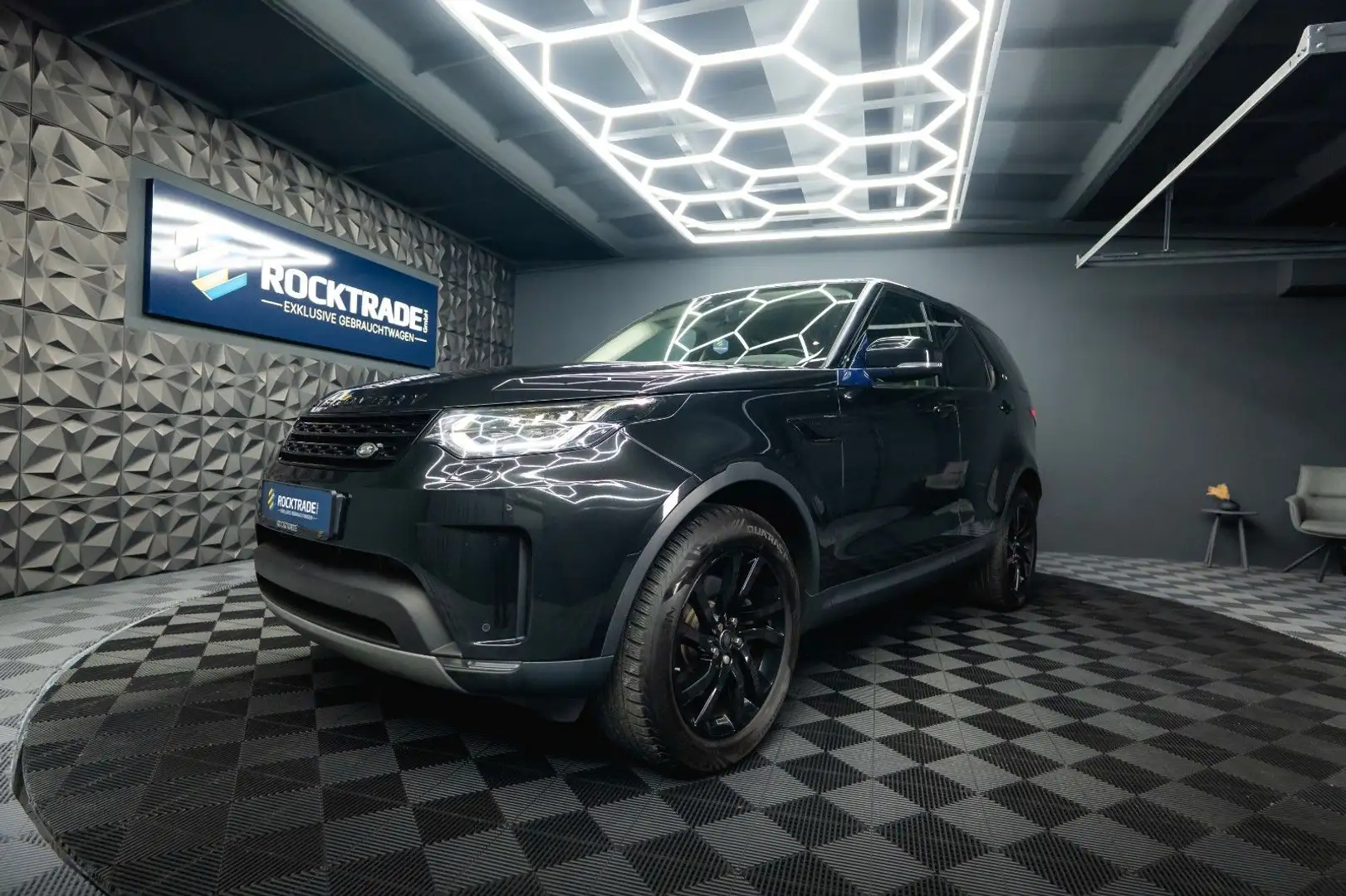 Land Rover Discovery 5 2.0 TD SD4 HSE BLACK 4x4 *AHK*LED* Noir - 1