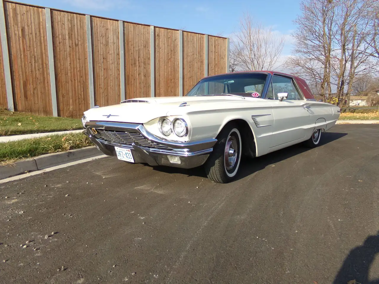 Ford Thunderbird снимка Ford Thunderbird