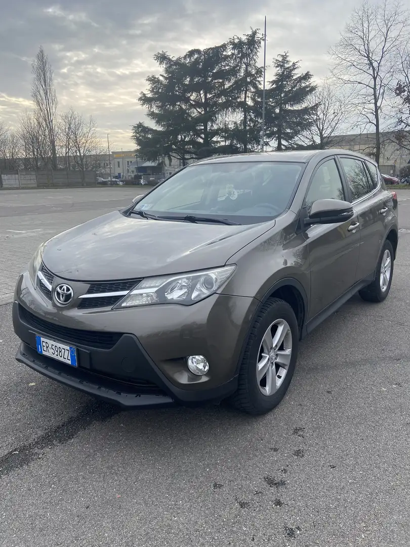 Toyota RAV 4 2.0 D-4D 4x2 Start-Stop - 1
