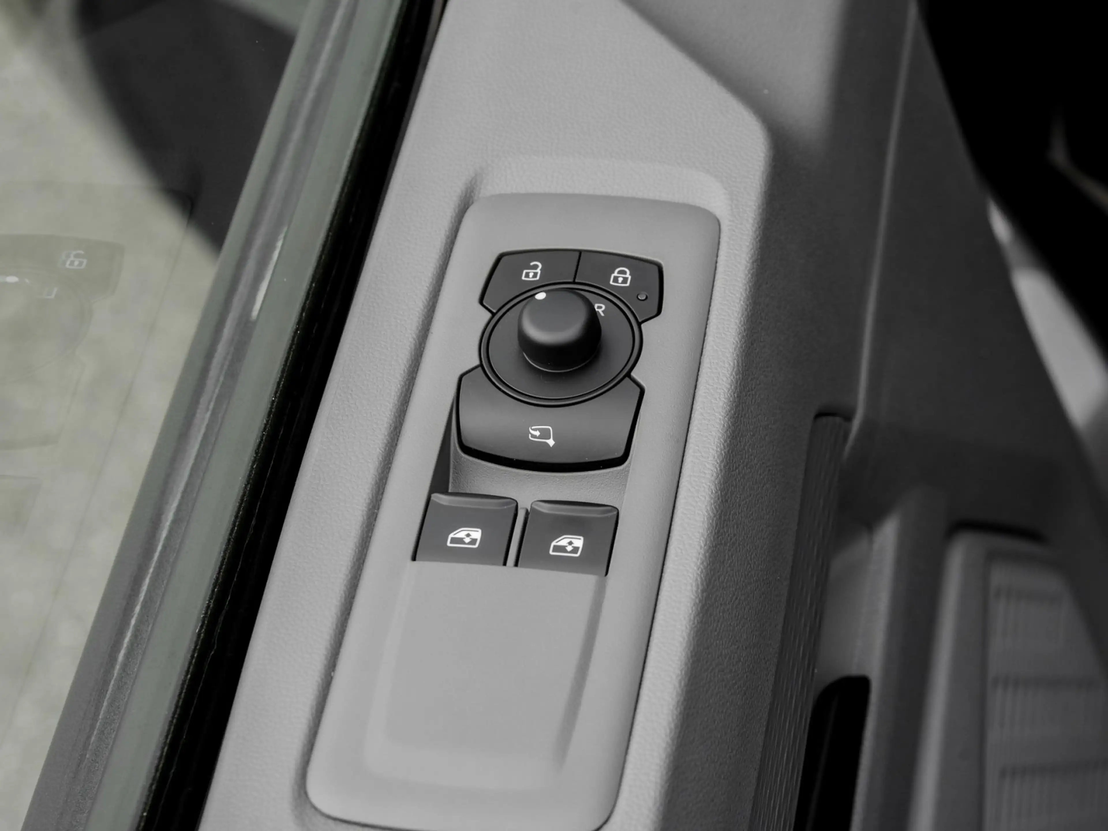 Volkswagen Transporter Kasten Plus 2.0 TDI AHK AreaView ACC — photo 14