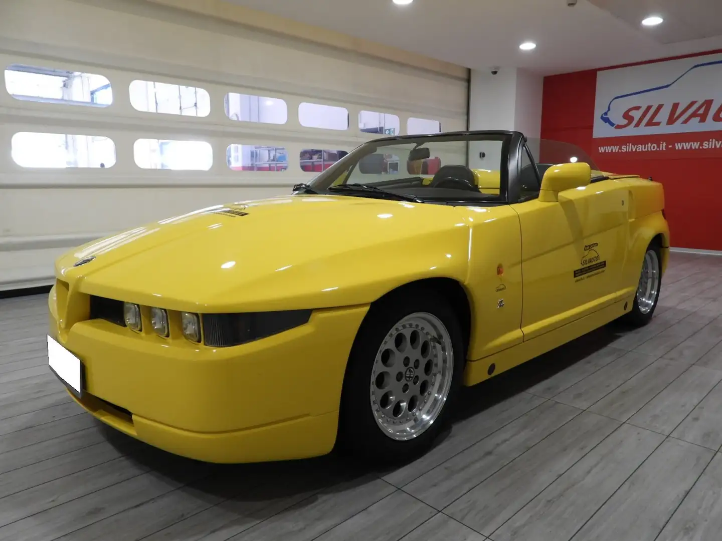 Alfa Romeo RZ "ROADSTER ZAGATO" - SOLAMENTE 18.627KM (1995) Jaune - 2
