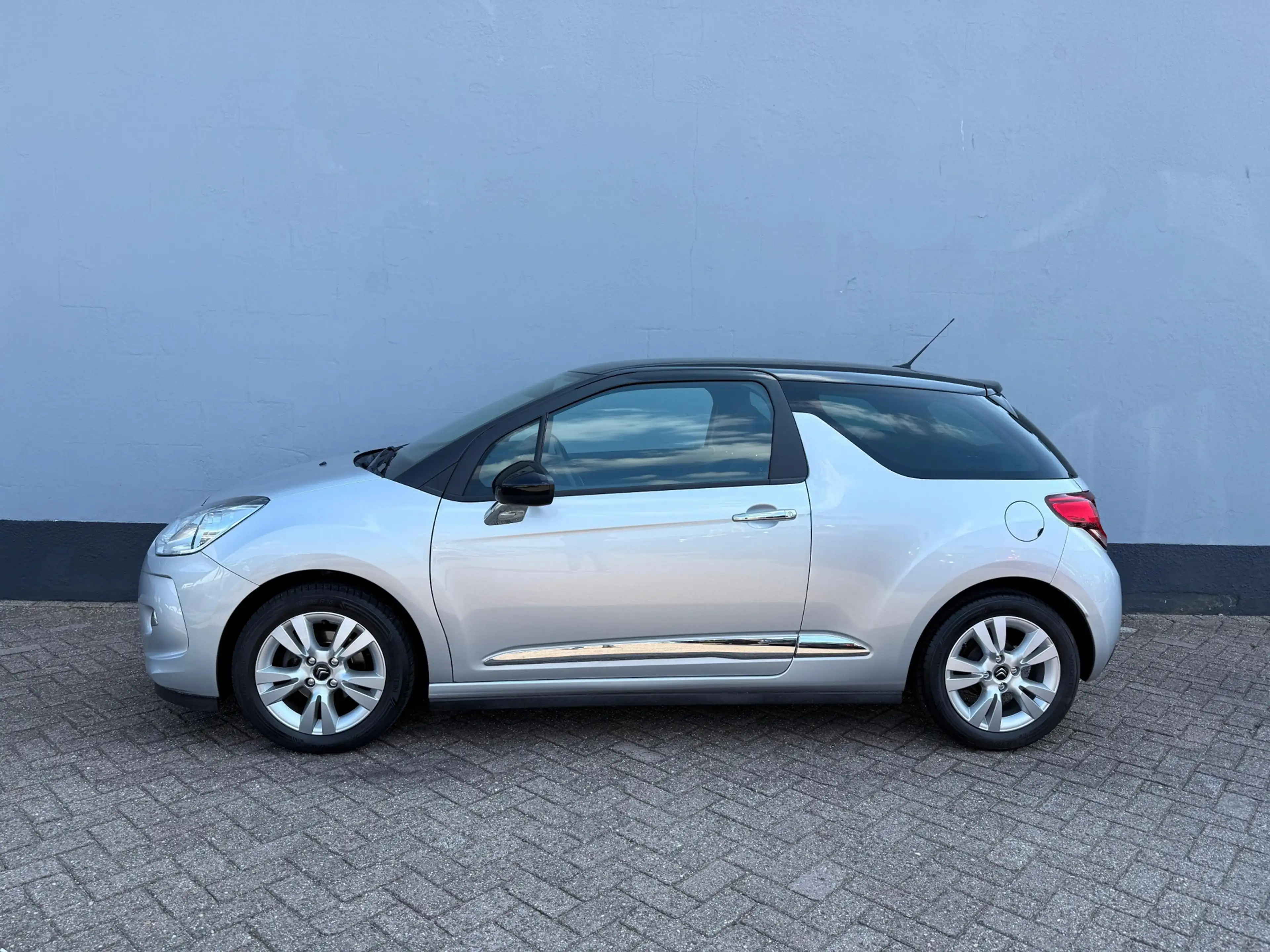 Citroen DS3 1.2 PureTech So Chic - Cruise Control — photo 2