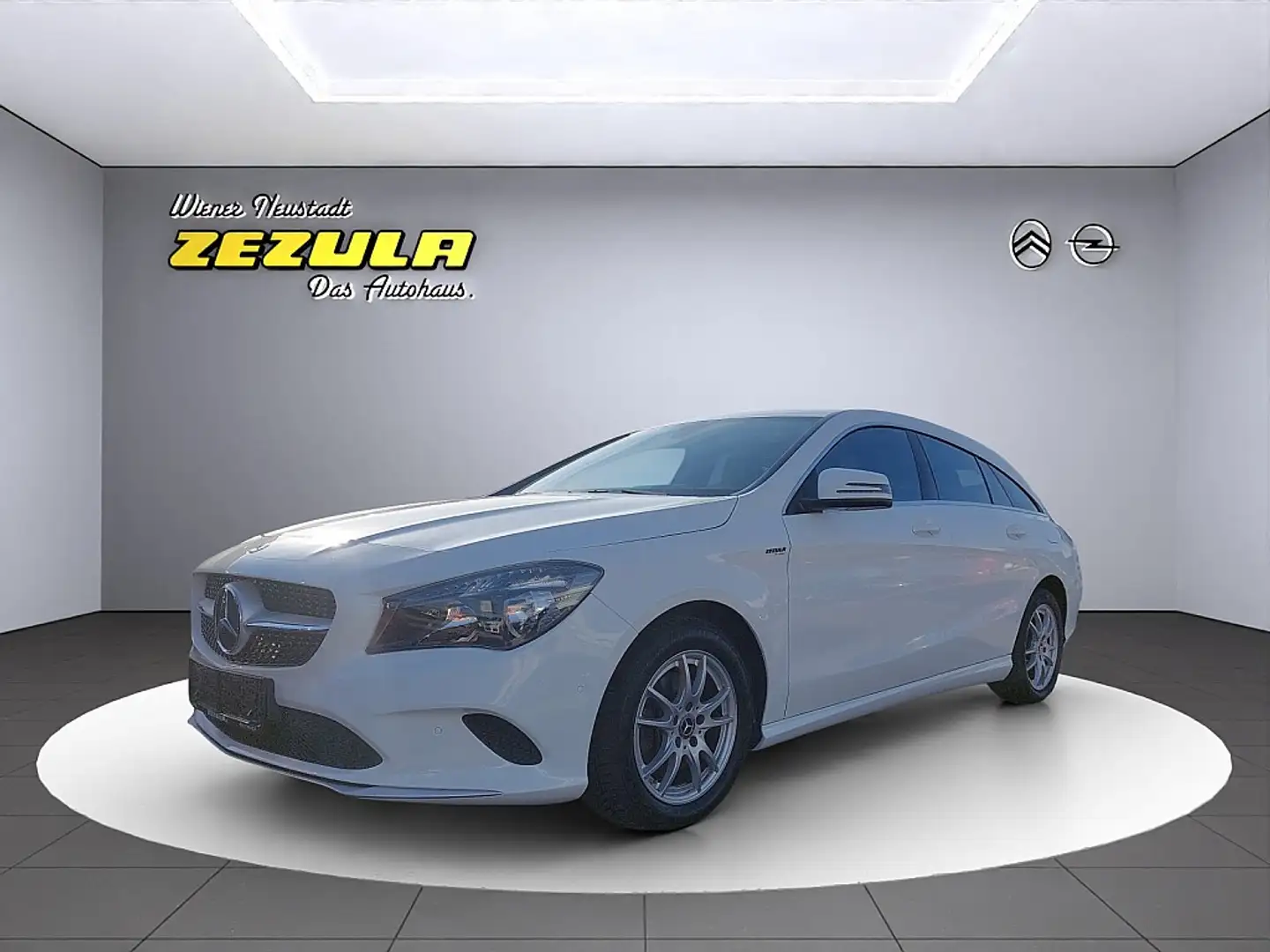 Mercedes-Benz CLA 180 d Shooting Brake Aut., Parksensor, NAV, Tempoma... Bianco - 1