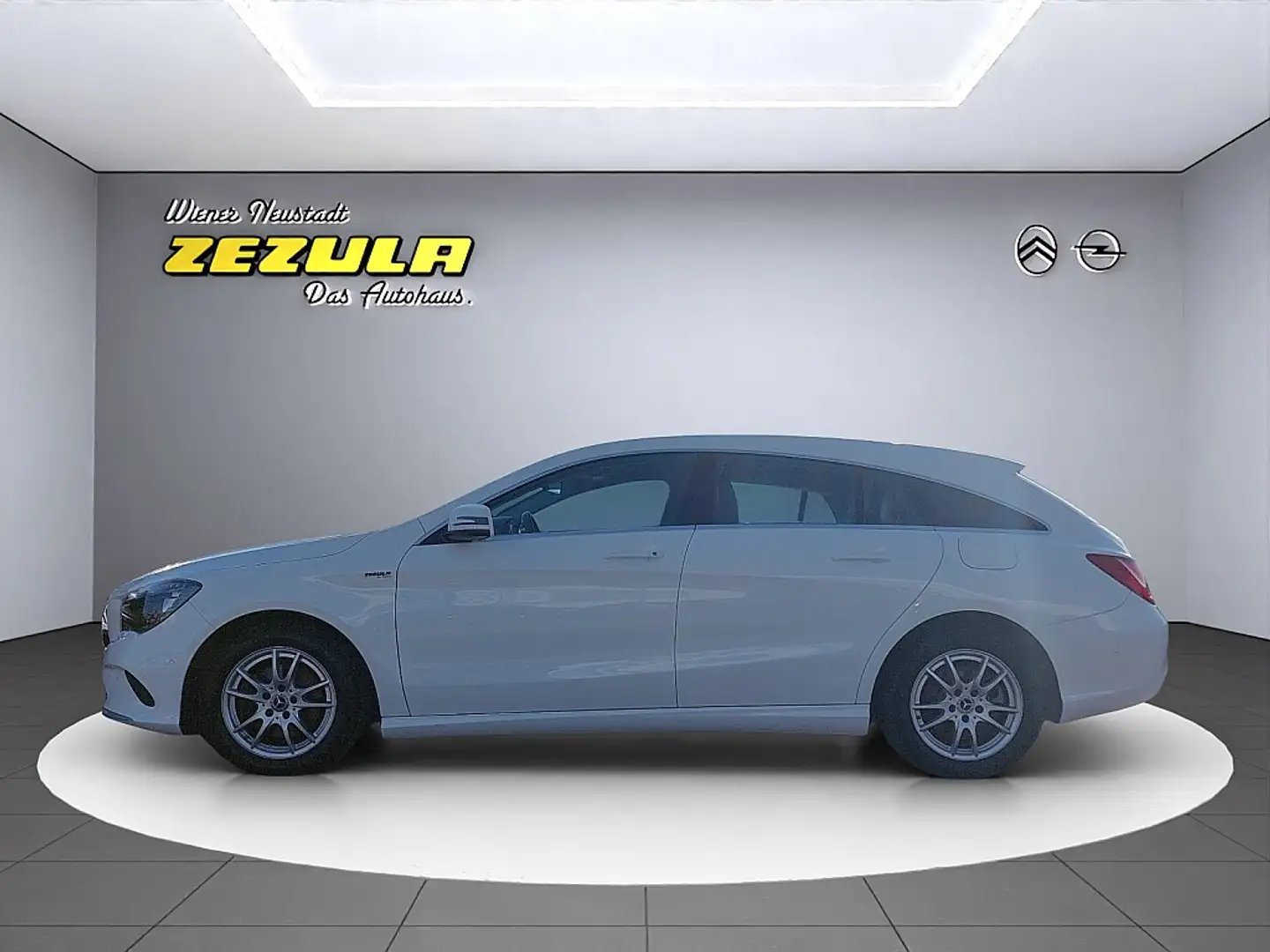 Mercedes-Benz CLA 180 d Shooting Brake Aut., Parksensor, NAV, Tempoma... Blanc - 2