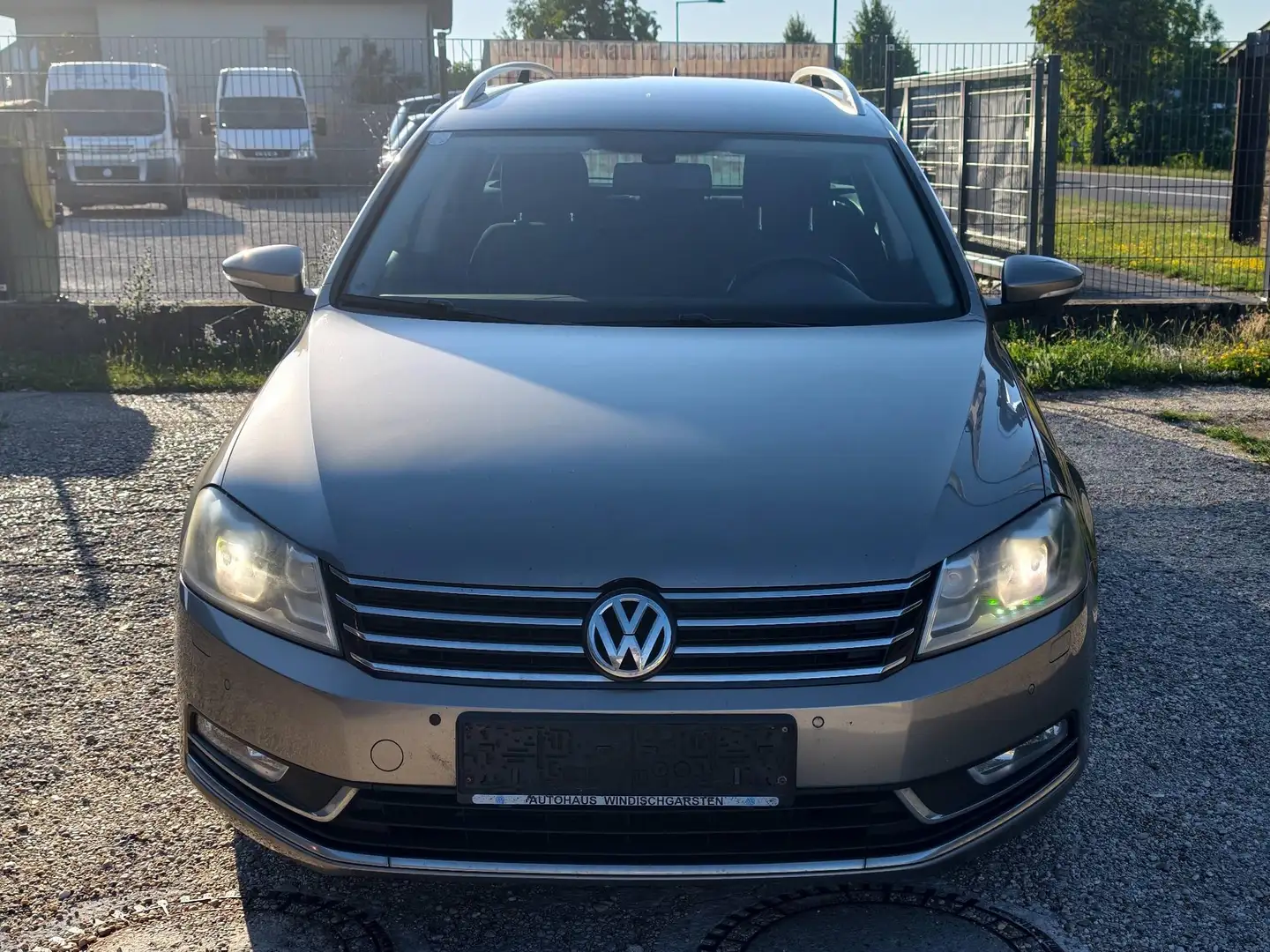 Volkswagen Passat Variant Passat Variant 2.0 TDI DPF Exclusive Beige - 1
