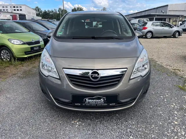 Opel Meriva view 2