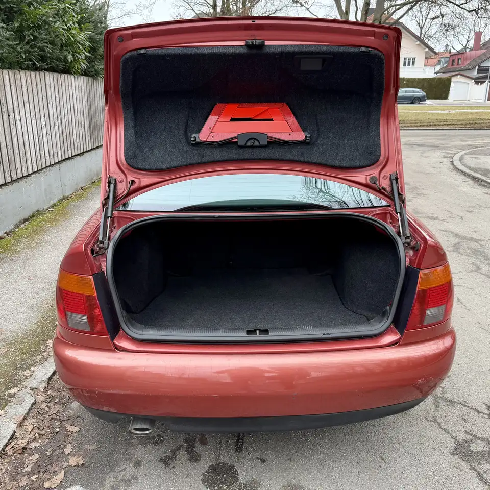 Audi A4 b5 1.6, Tüv bis 10/27, foto 7