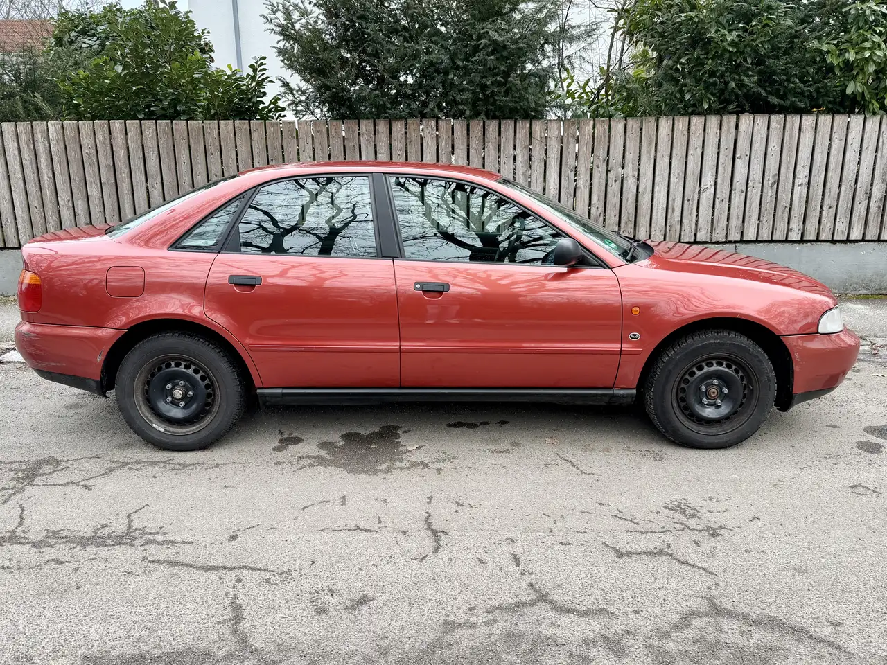 Audi A4 b5 1.6, Tüv bis 10/27, foto 2