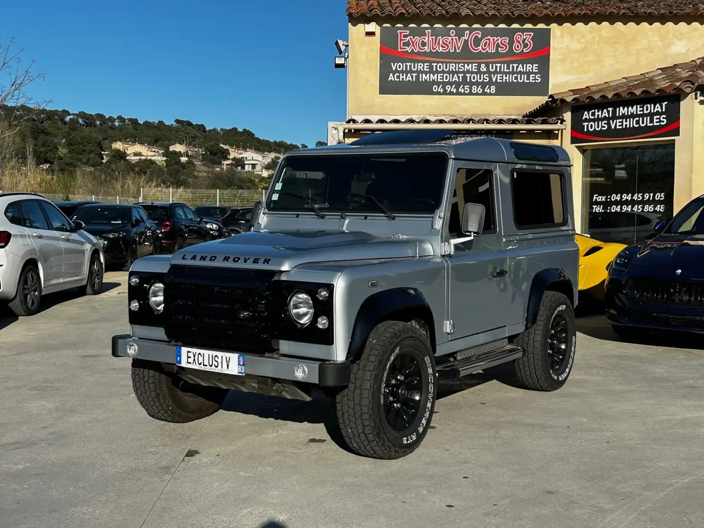 Land Rover Defender 90 Grau - 1