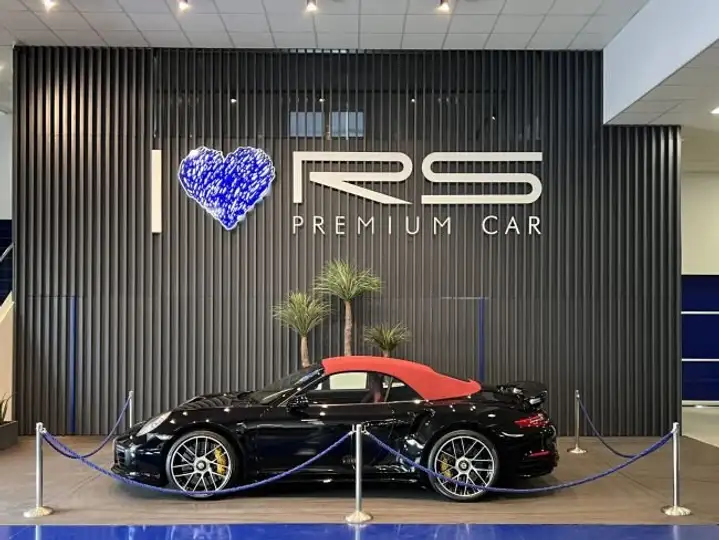 Porsche 911 2016