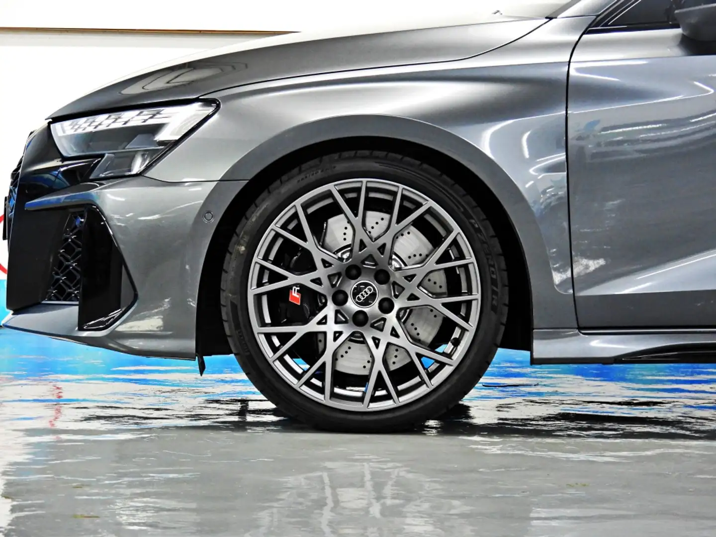 Audi RS3 Sportback quattro S tronic Gris - 2