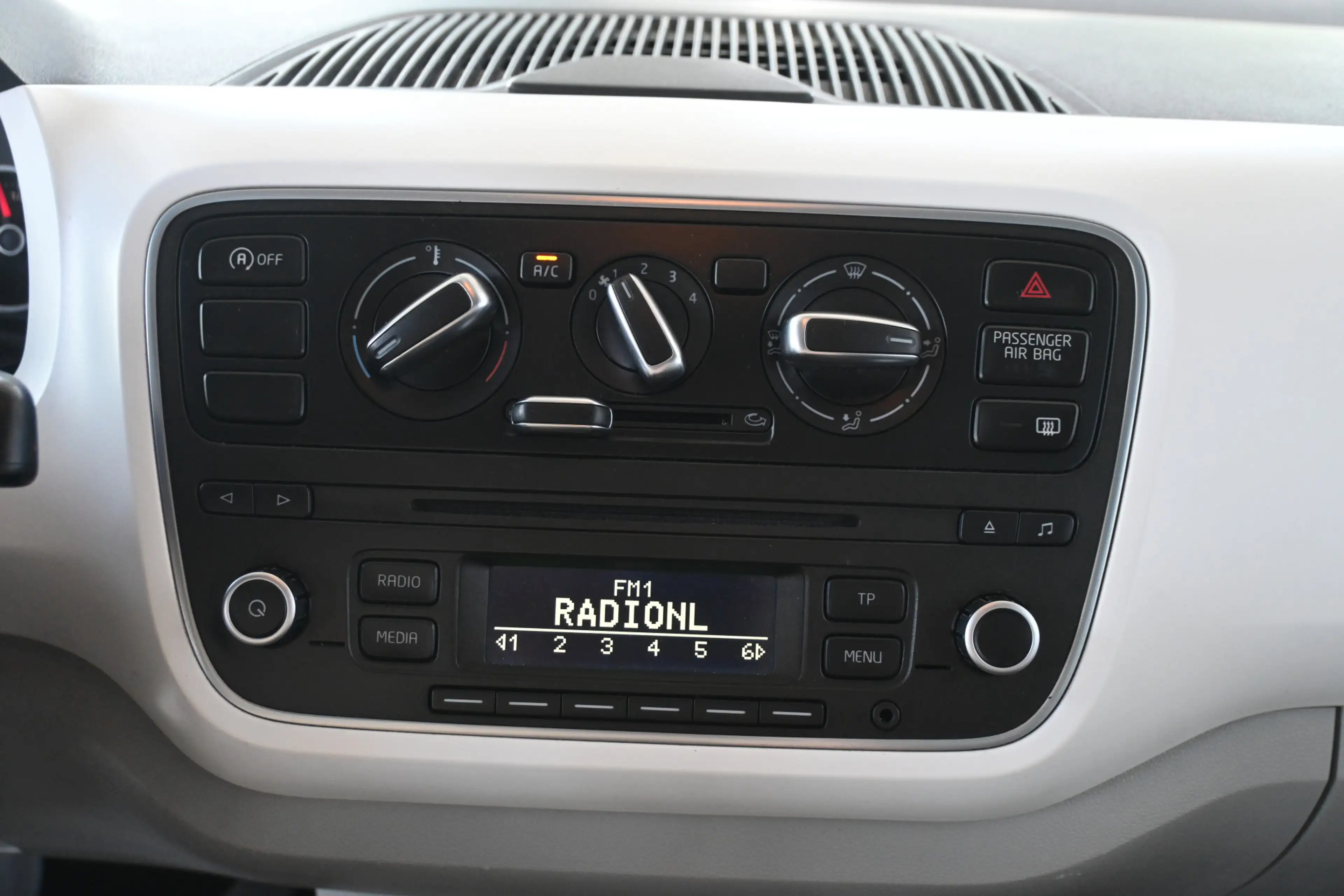 SEAT Mii 1.0 Chill Out Airco Elektrisch Pakket! Rijklaarpri — photo 9