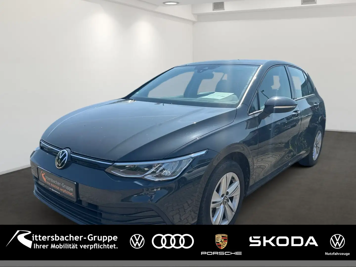 Volkswagen Golf VIII 1.0 eTSI DSG LED Navi DAB+ Gris - 1