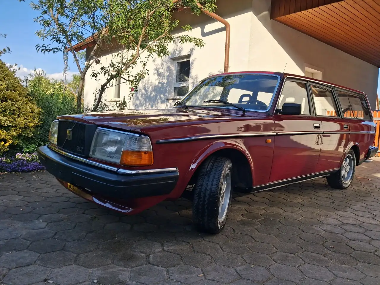 Volvo 245 GLT, foto 1