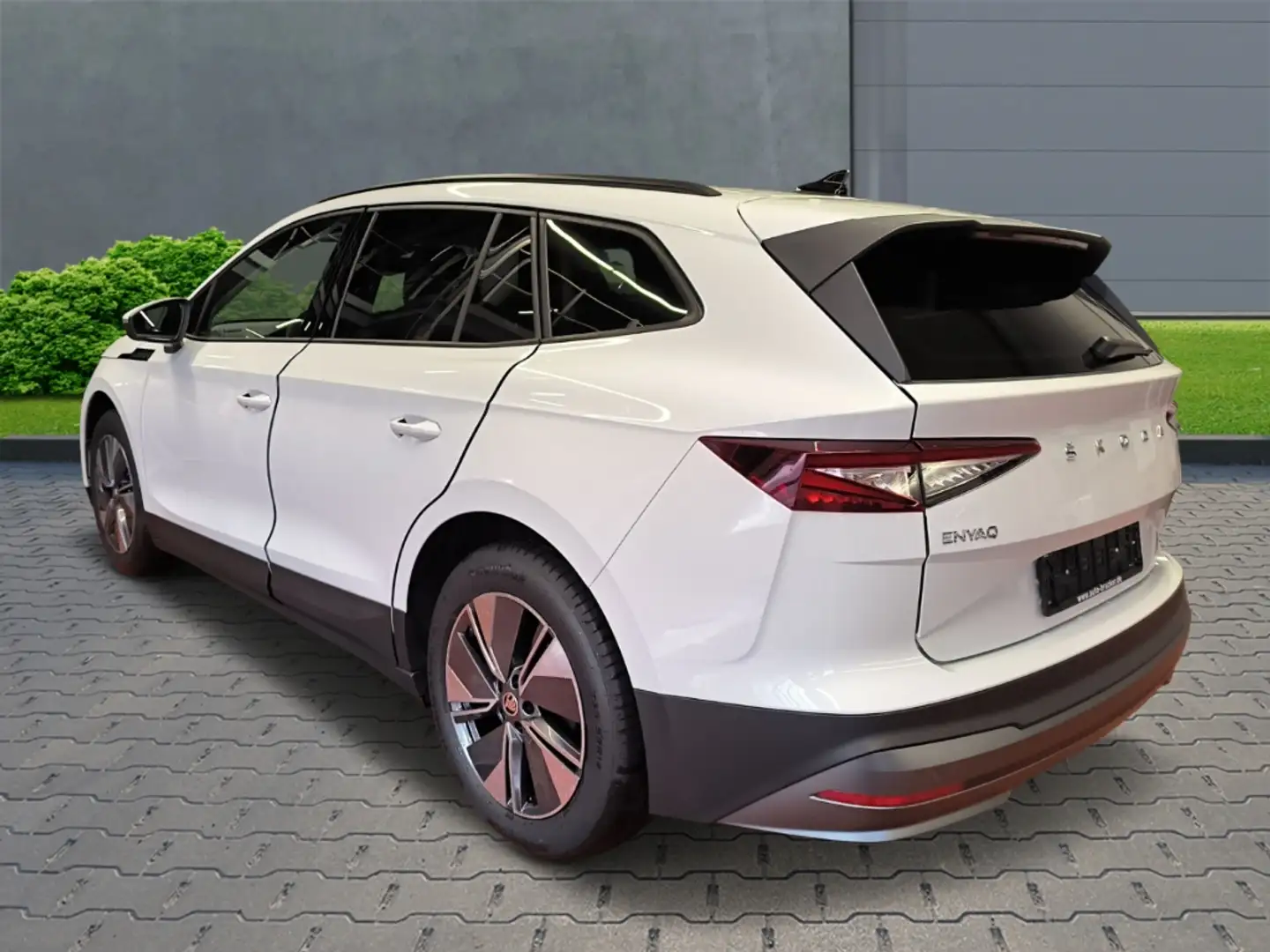Skoda Enyaq 60 Loft+AHK+Navi+Klimaautomatik+LED Hauptscheinwer Weiß - 2