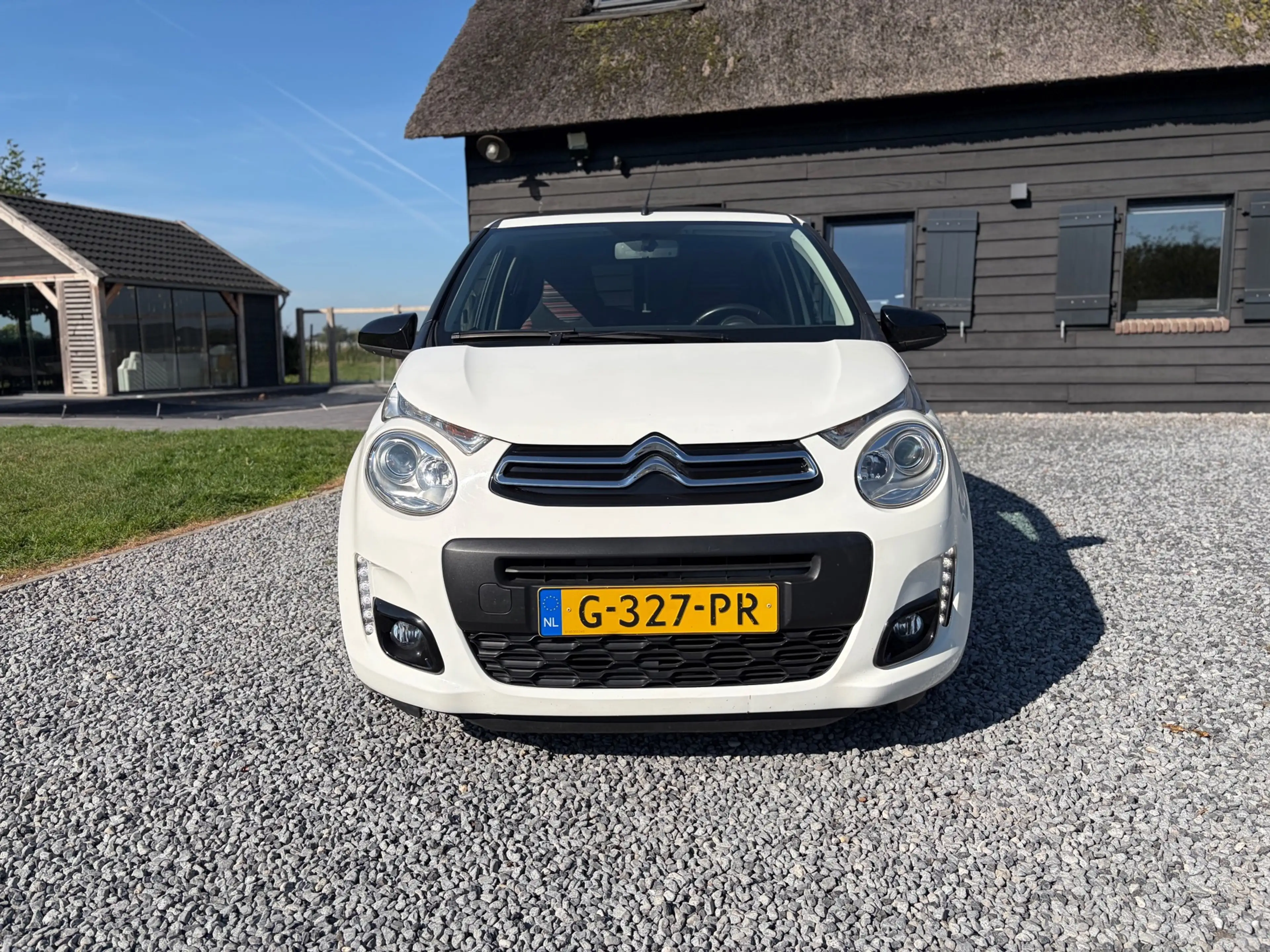 Citroen C1 1.0 VTi Airscape Feel — photo 2