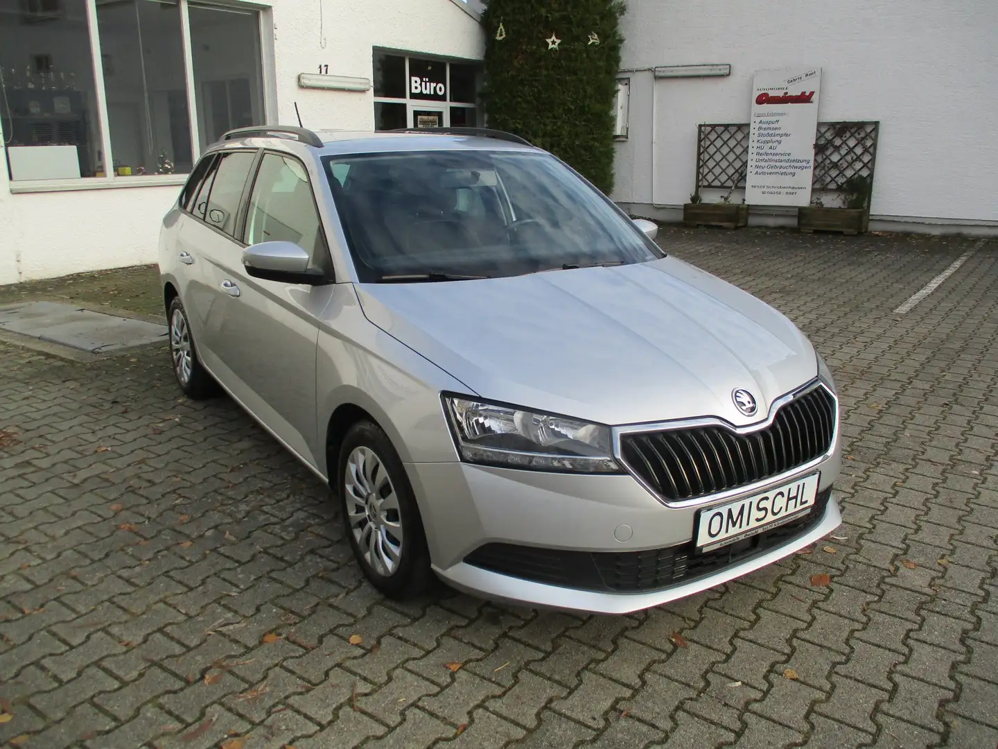 Skoda Fabia Fabia Combi 1.0 TSI Ambition Grau - 2