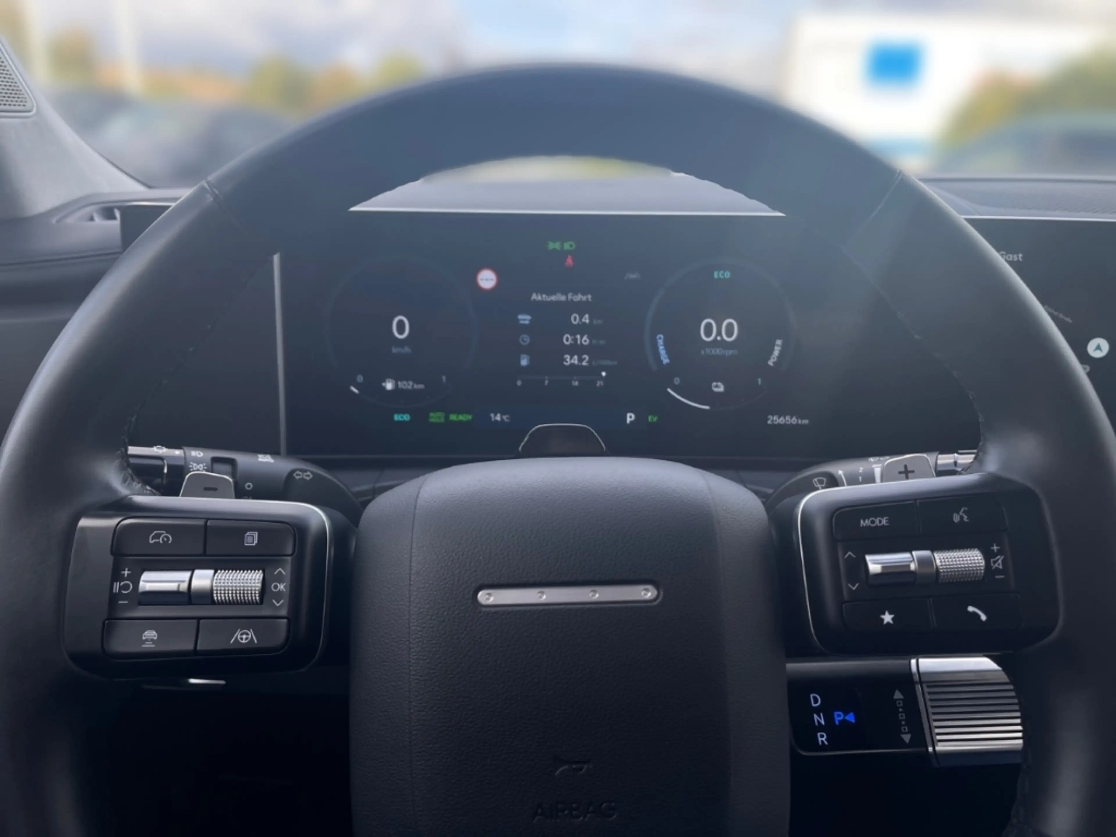 Hyundai SANTA FE 1.6 HEV 4WD Signature, Bose Soundsystem — photo 9