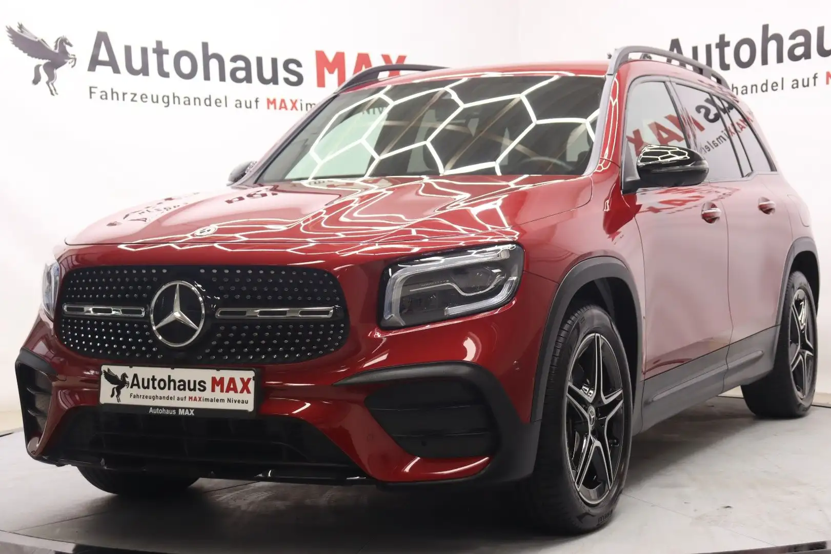 Mercedes-Benz GLB 250 4Matic AMG~Multibeam~Memory~Temp~360Kam~ Червоний - 1