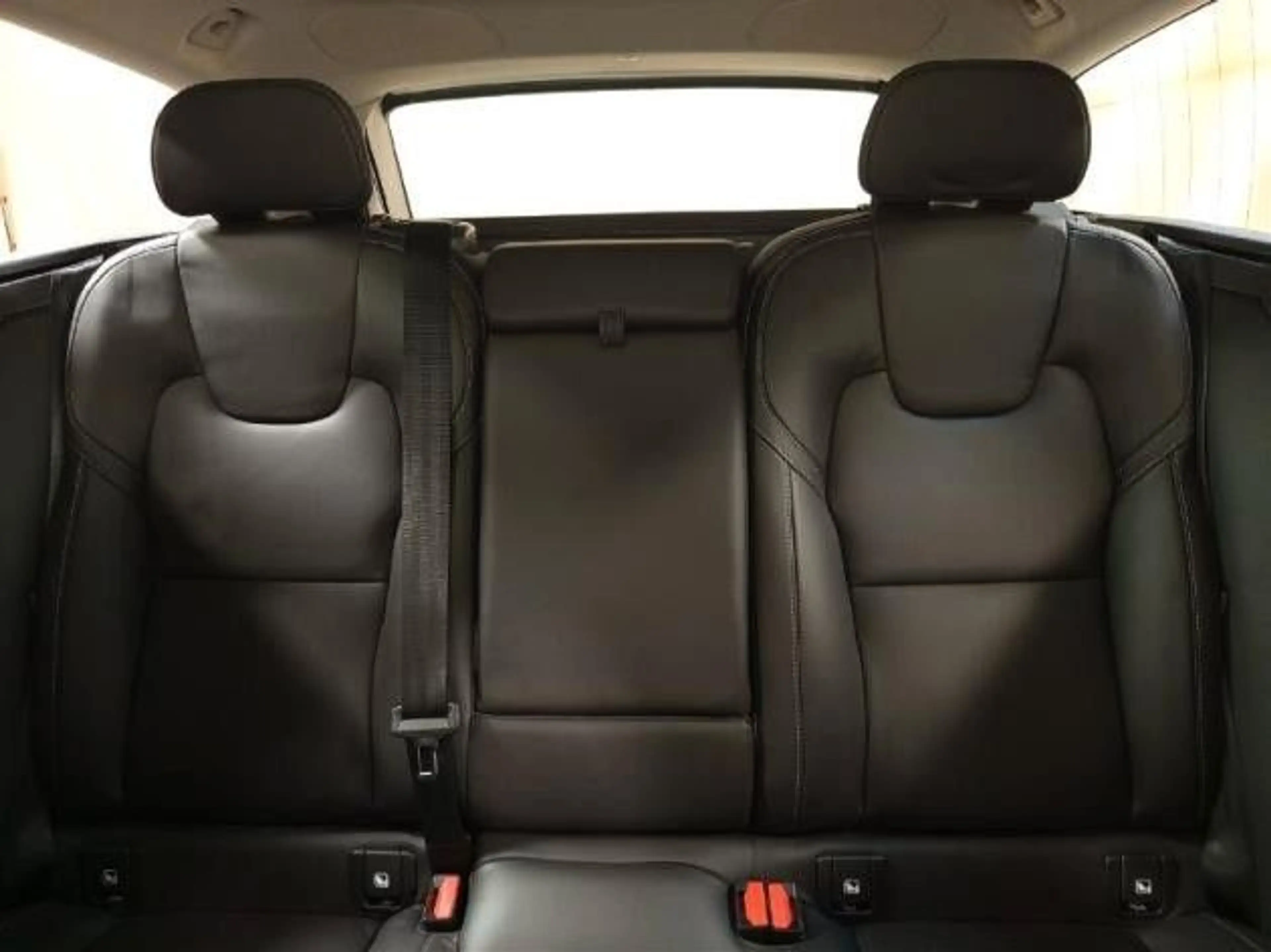 Volvo V90 T8 Ultra Dark Plug-In Hybrid AWD*VOLL — photo 11