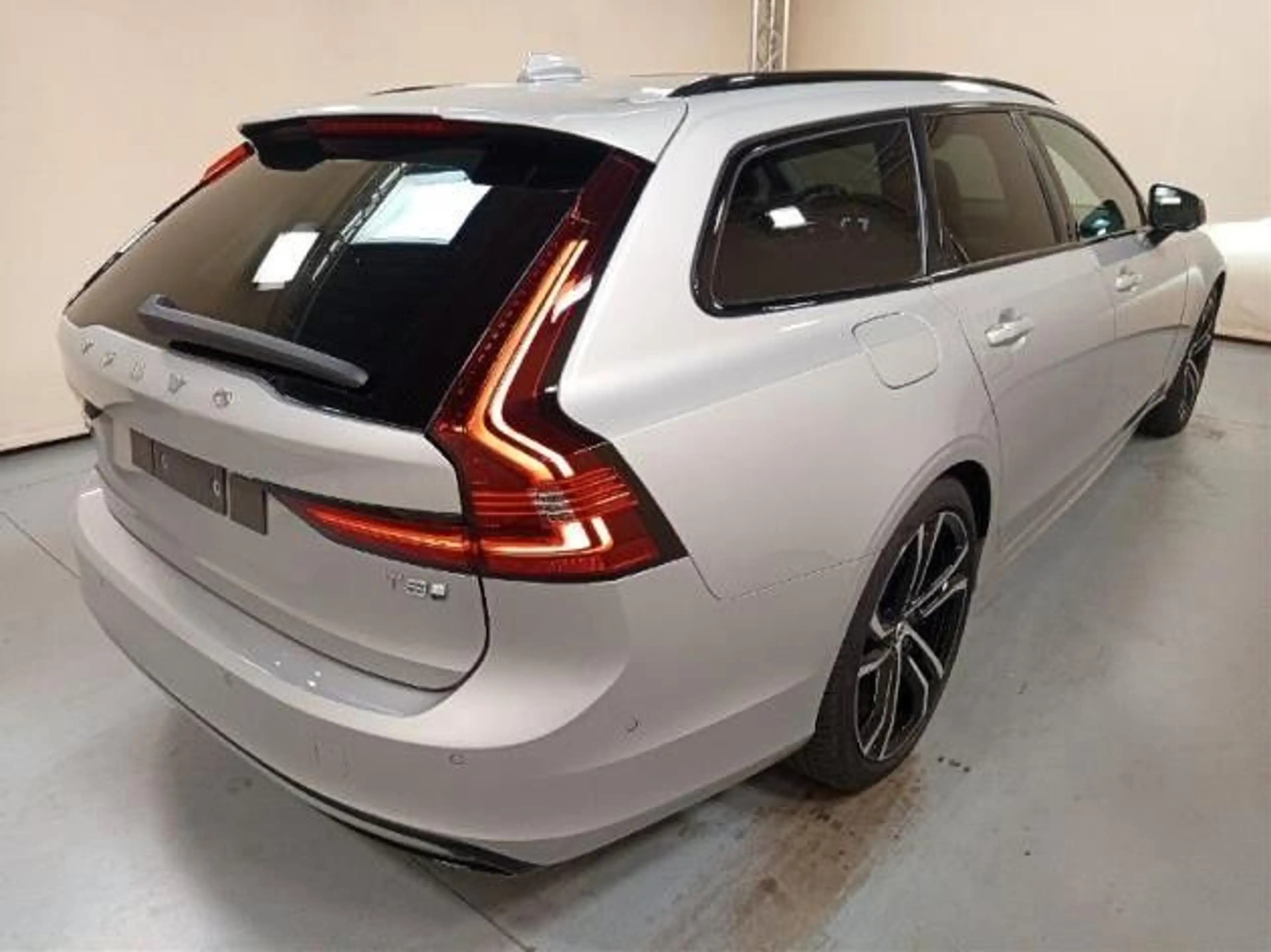 Volvo V90 T8 Ultra Dark Plug-In Hybrid AWD*VOLL — photo 2