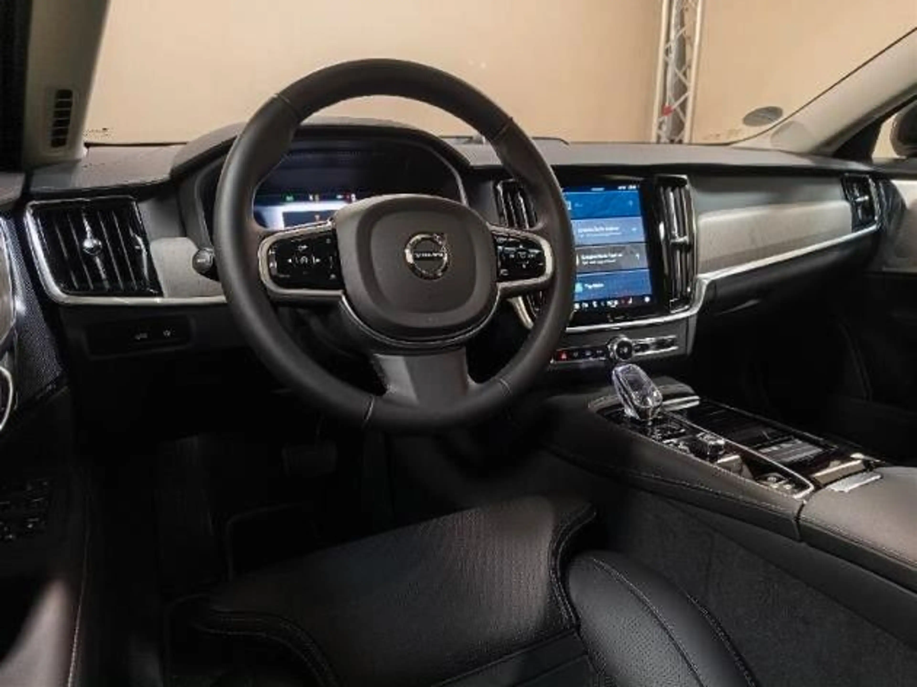 Volvo V90 T8 Ultra Dark Plug-In Hybrid AWD*VOLL — photo 15
