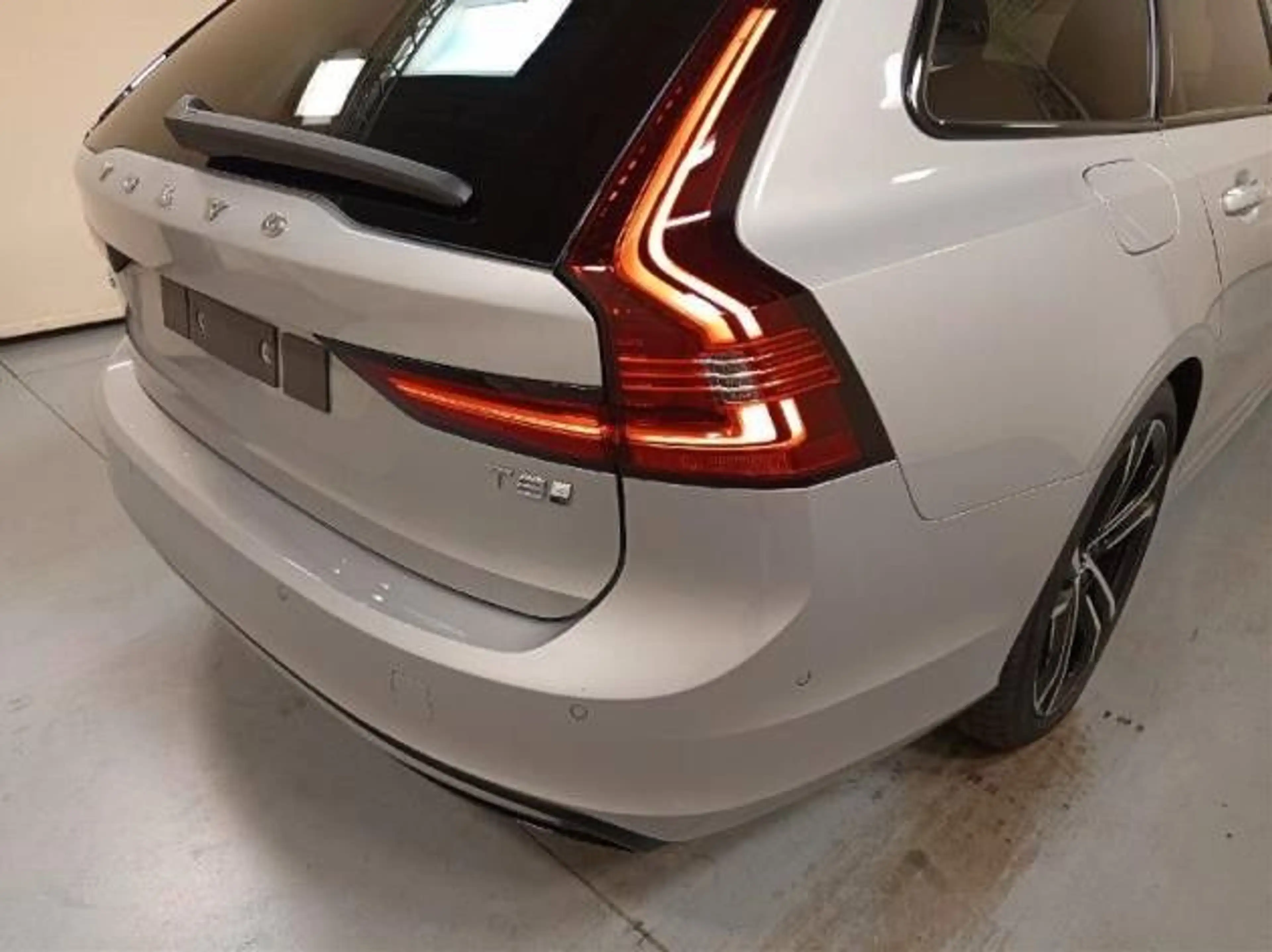 Volvo V90 T8 Ultra Dark Plug-In Hybrid AWD*VOLL — photo 7
