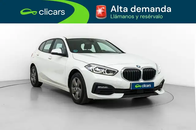 BMW 1 Series view 3