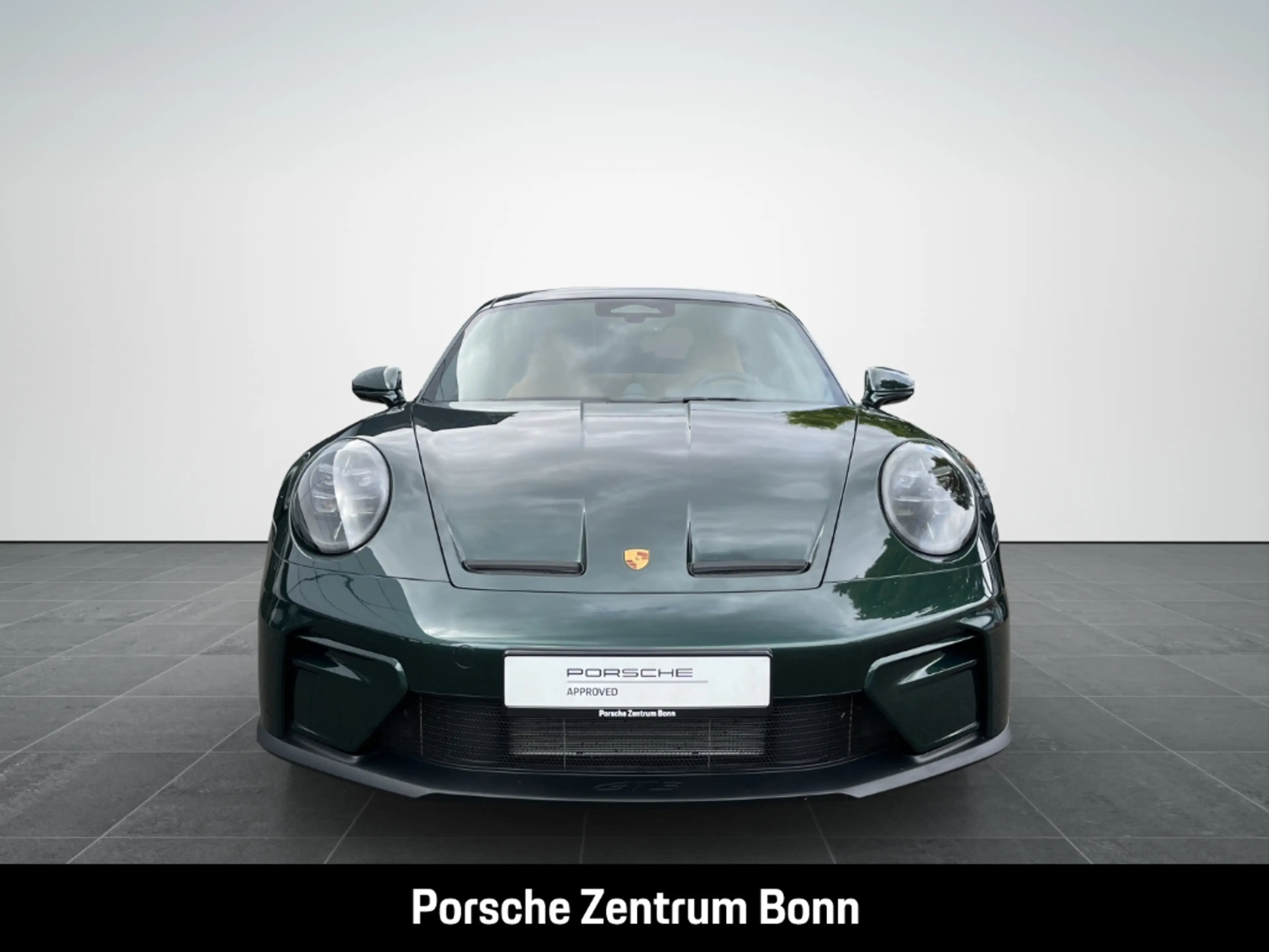 Porsche 992 -2 (911) GT3 mit Touring-Paket — photo 2