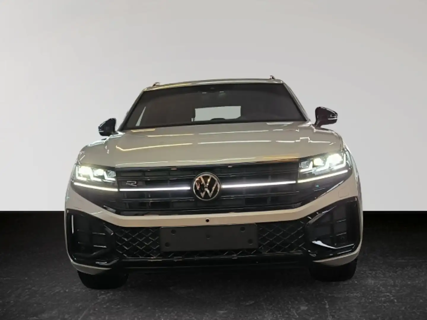 Volkswagen Touareg R-Line 3,0 l V6 TDI SCR 4MOTION 210 kW (286 PS) 8- Beige - 2