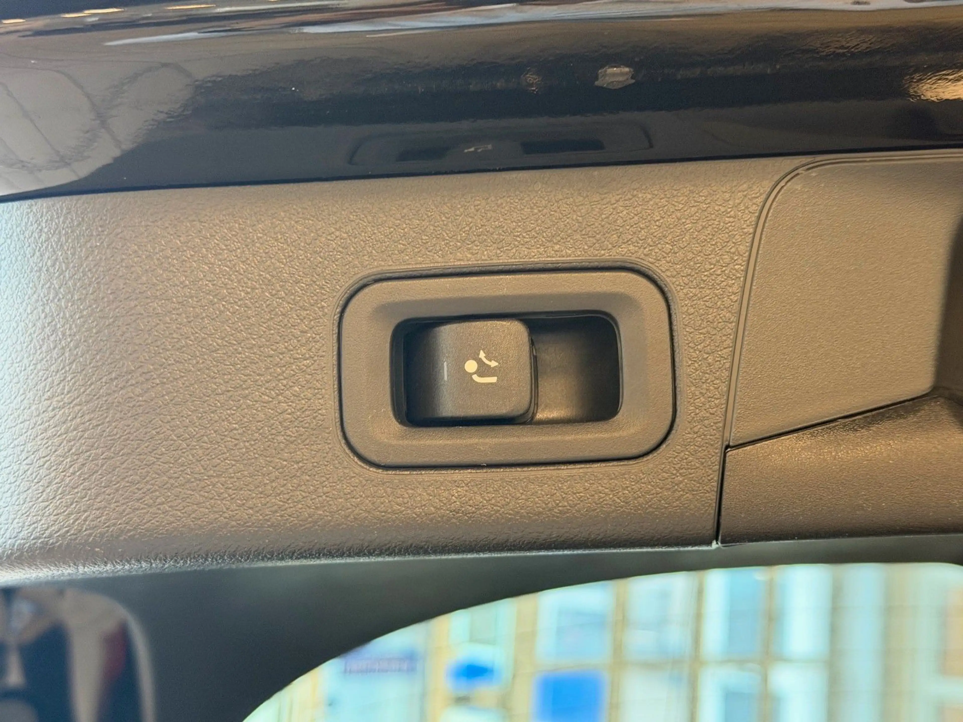 Mercedes-Benz B 200 Prog. 7G-DCT Pano-SHD AHK LED SHZ CarPlay — photo 9