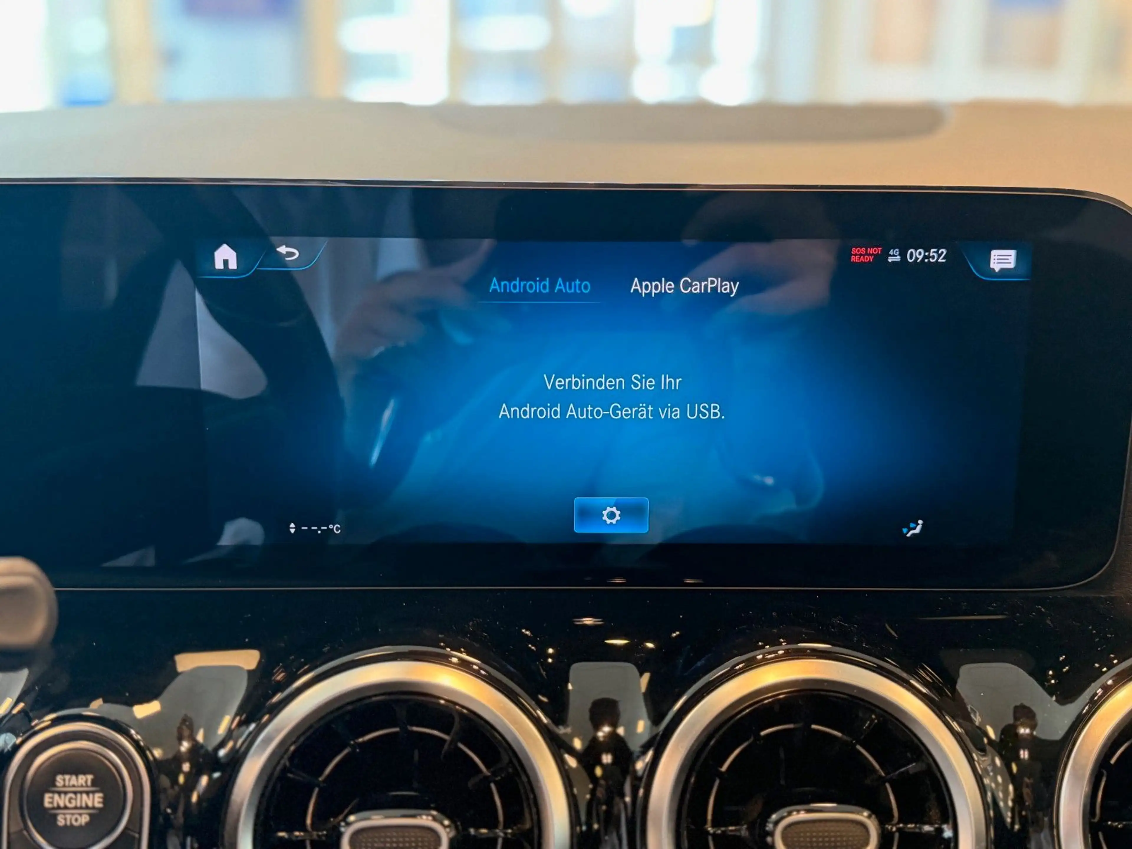 Mercedes-Benz B 200 Prog. 7G-DCT Pano-SHD AHK LED SHZ CarPlay — photo 30
