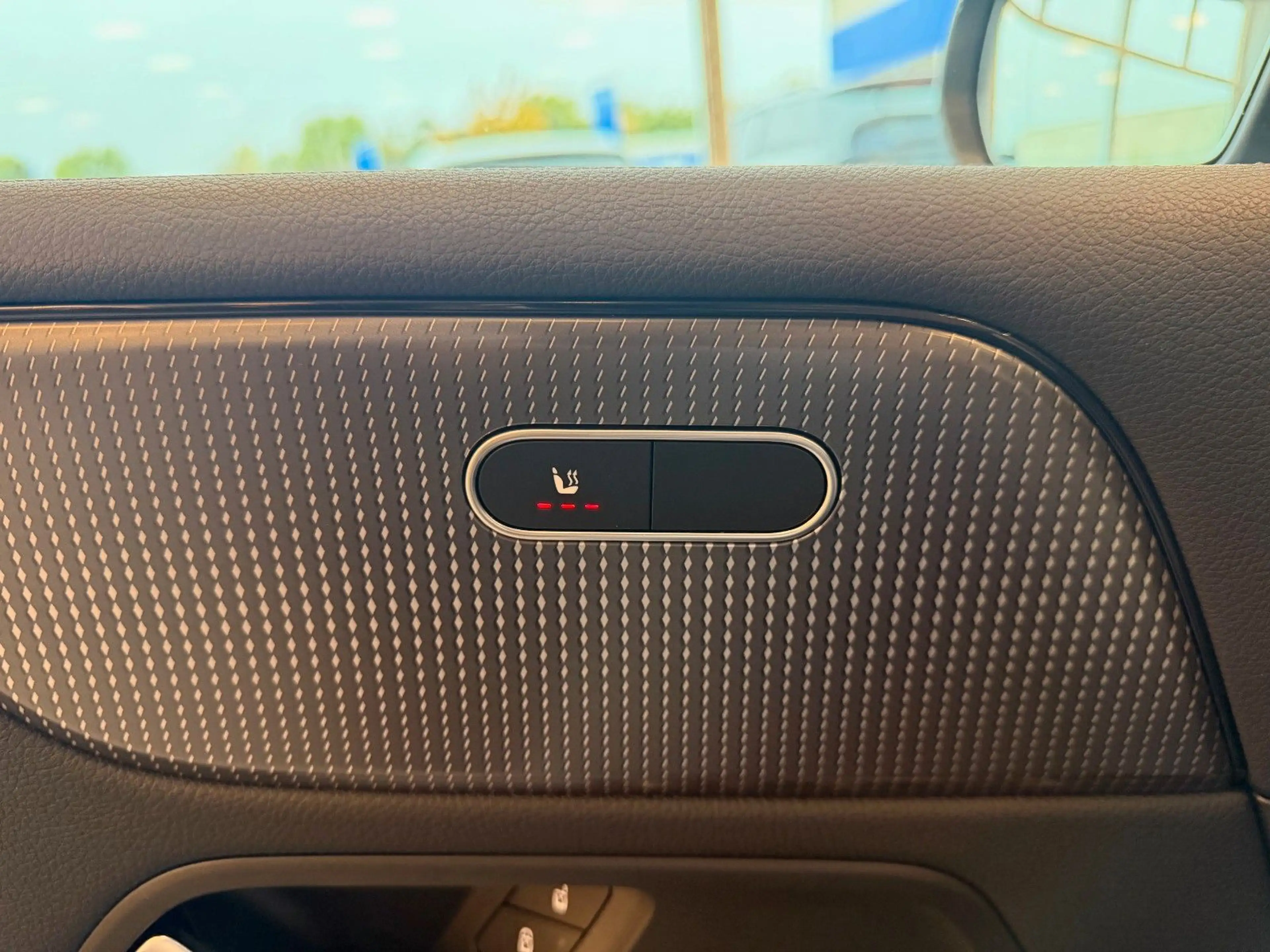 Mercedes-Benz B 200 Prog. 7G-DCT Pano-SHD AHK LED SHZ CarPlay — photo 16