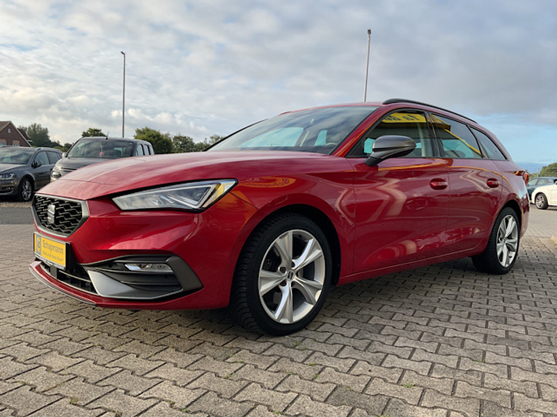 SEAT Leon Leon Sportstourer 2.0 TDI DSG FR *AHK*PANO*LED* — photo 4
