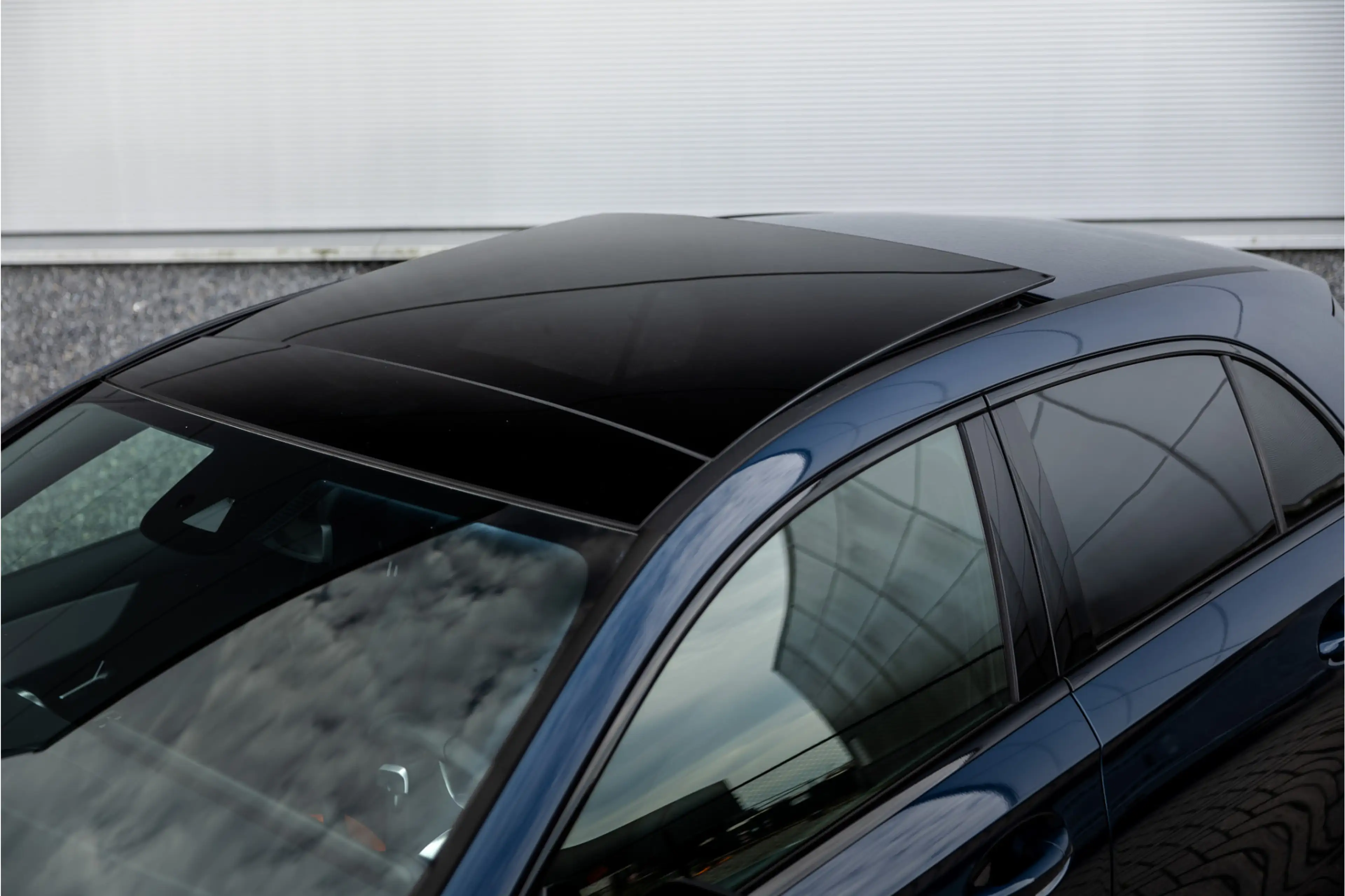Mercedes-Benz A 250 e AMG Line Pano / Sfeerverlichting / Carplay / Nig — photo 24
