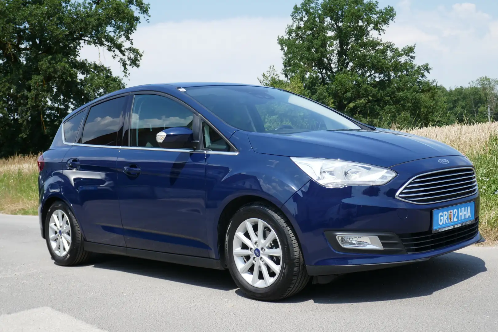 Ford C-Max Titanium Blau - 1