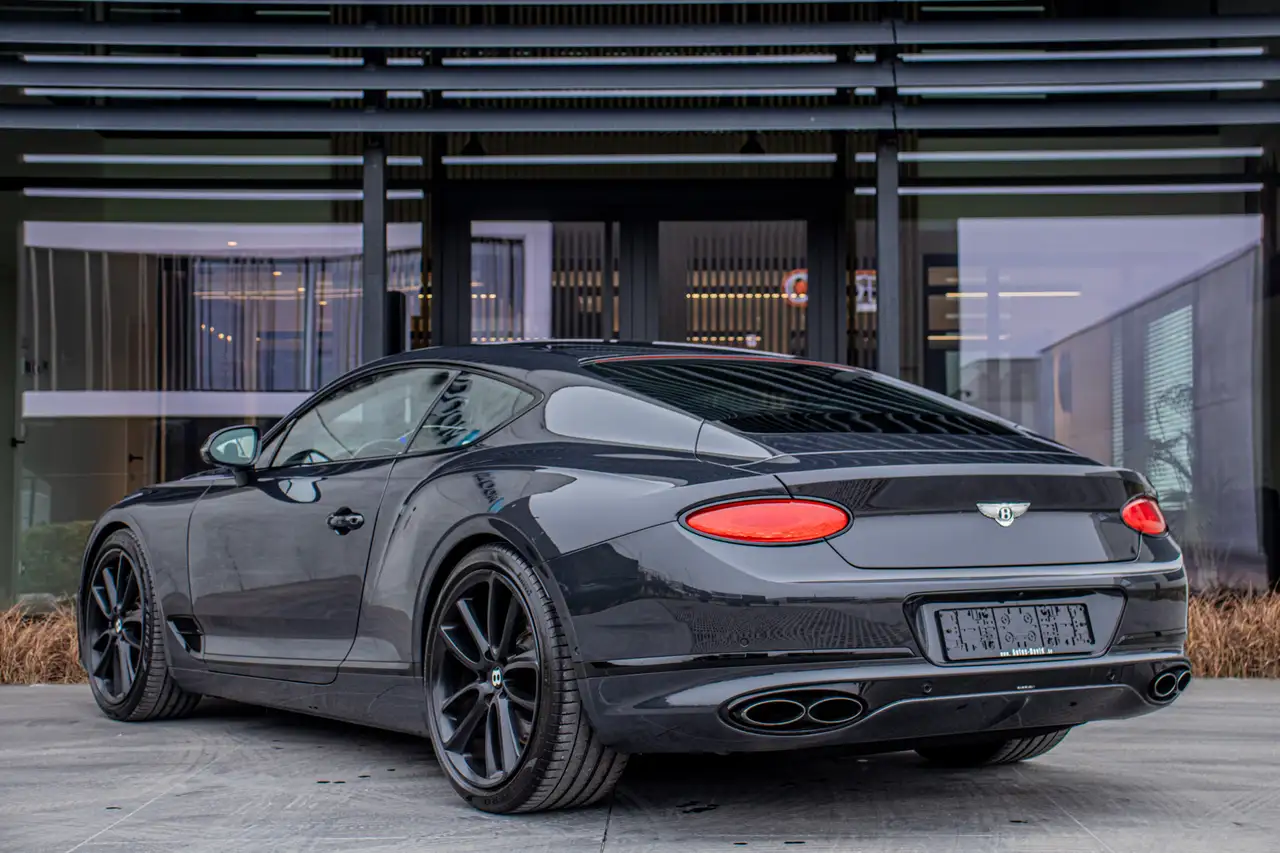 Bentley Continental GT 2021 — фото 10