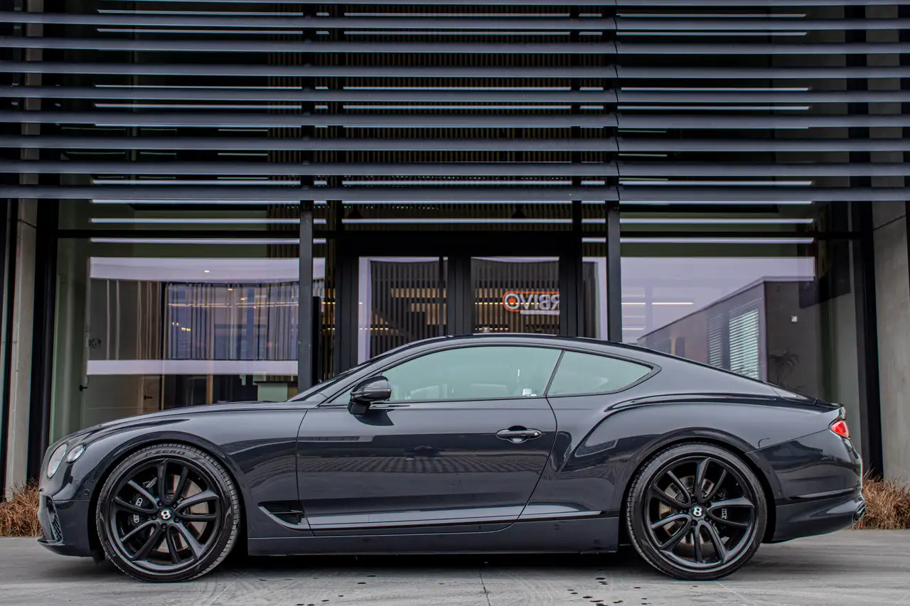 Bentley Continental GT 2021 — фото 11