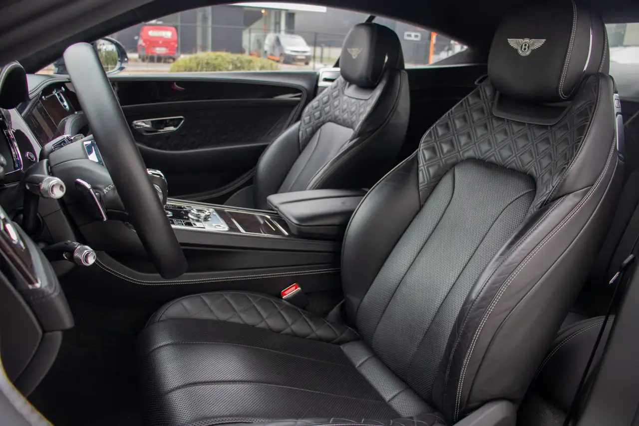 Bentley Continental GT 2021 — фото 13