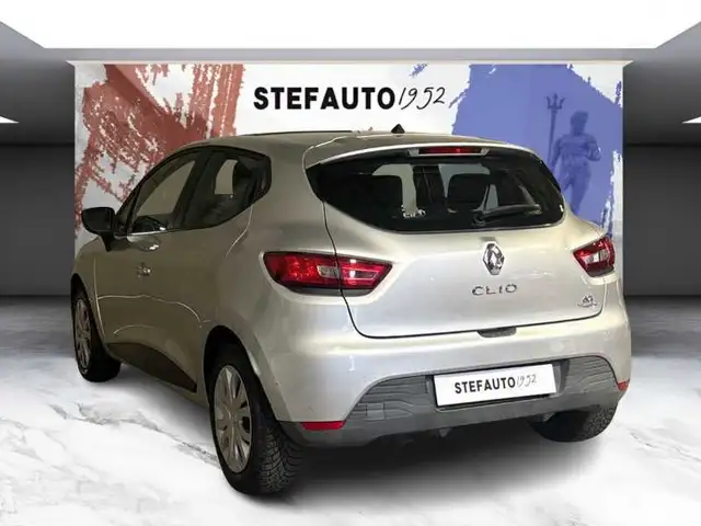 Renault Clio view 5