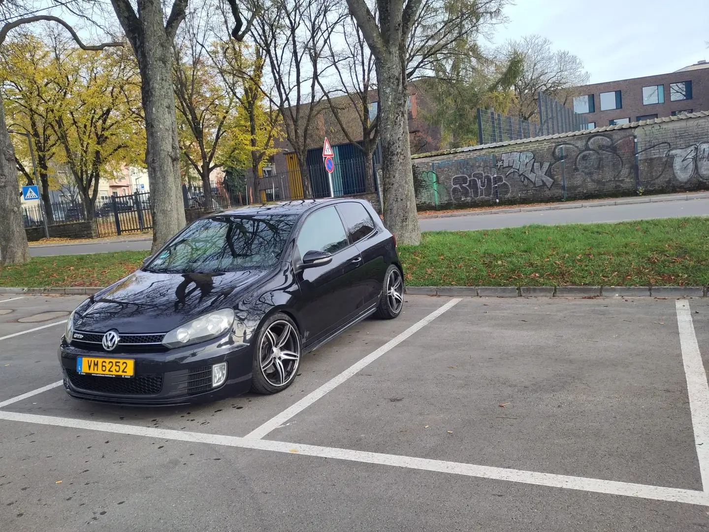 Volkswagen Golf GTD Noir - 2