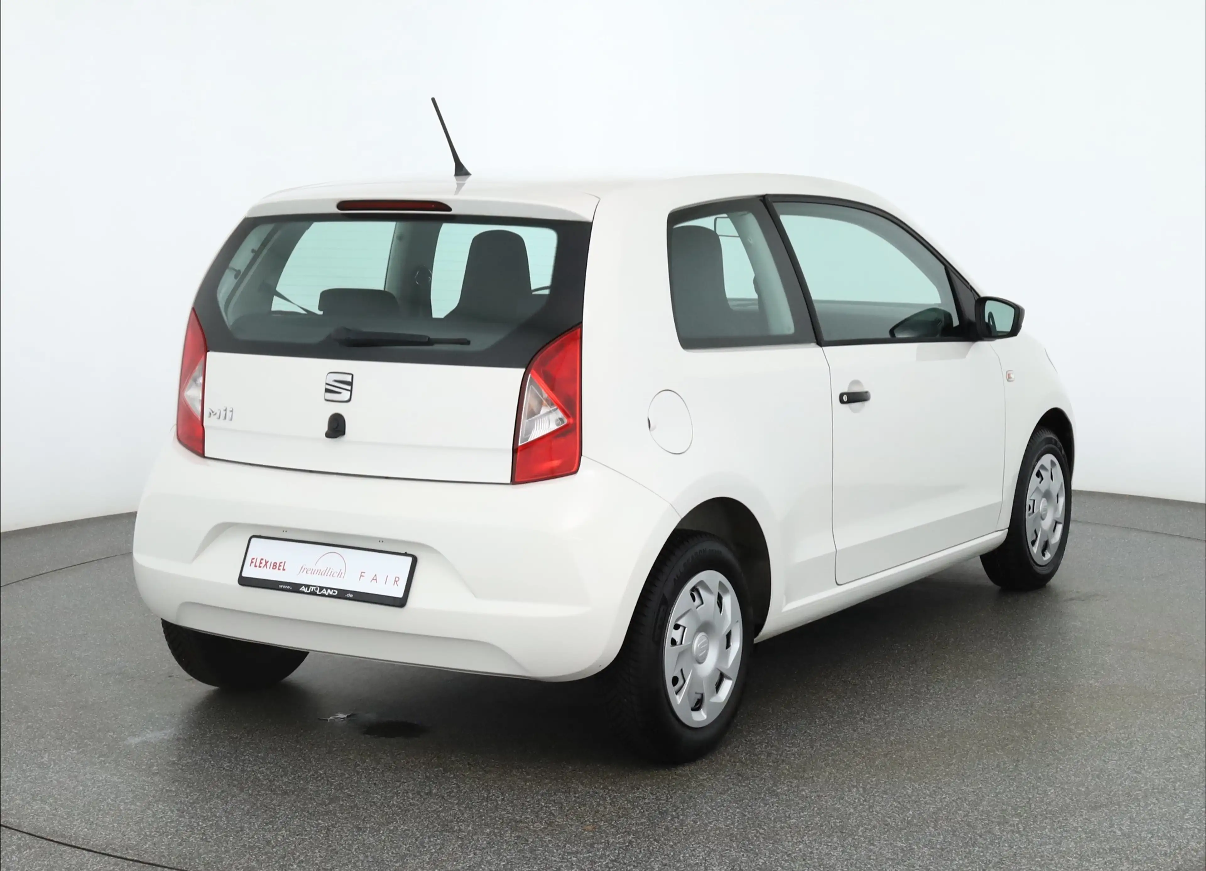 SEAT Mii 1.0 MPI Reference Klima Bluetooth USB — photo 5