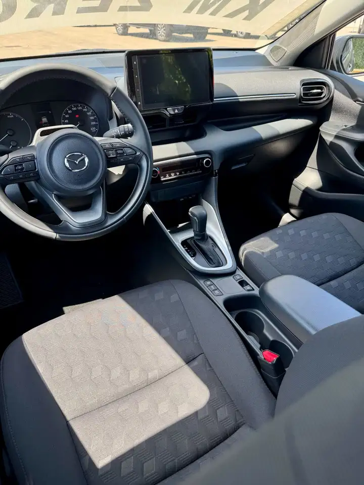 Mazda 2 2026