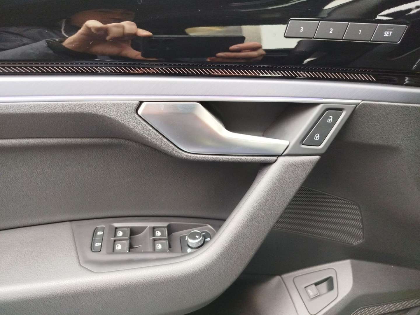 Volkswagen Touareg TDI 4Motion R-Line -  - Joinsteer - #5