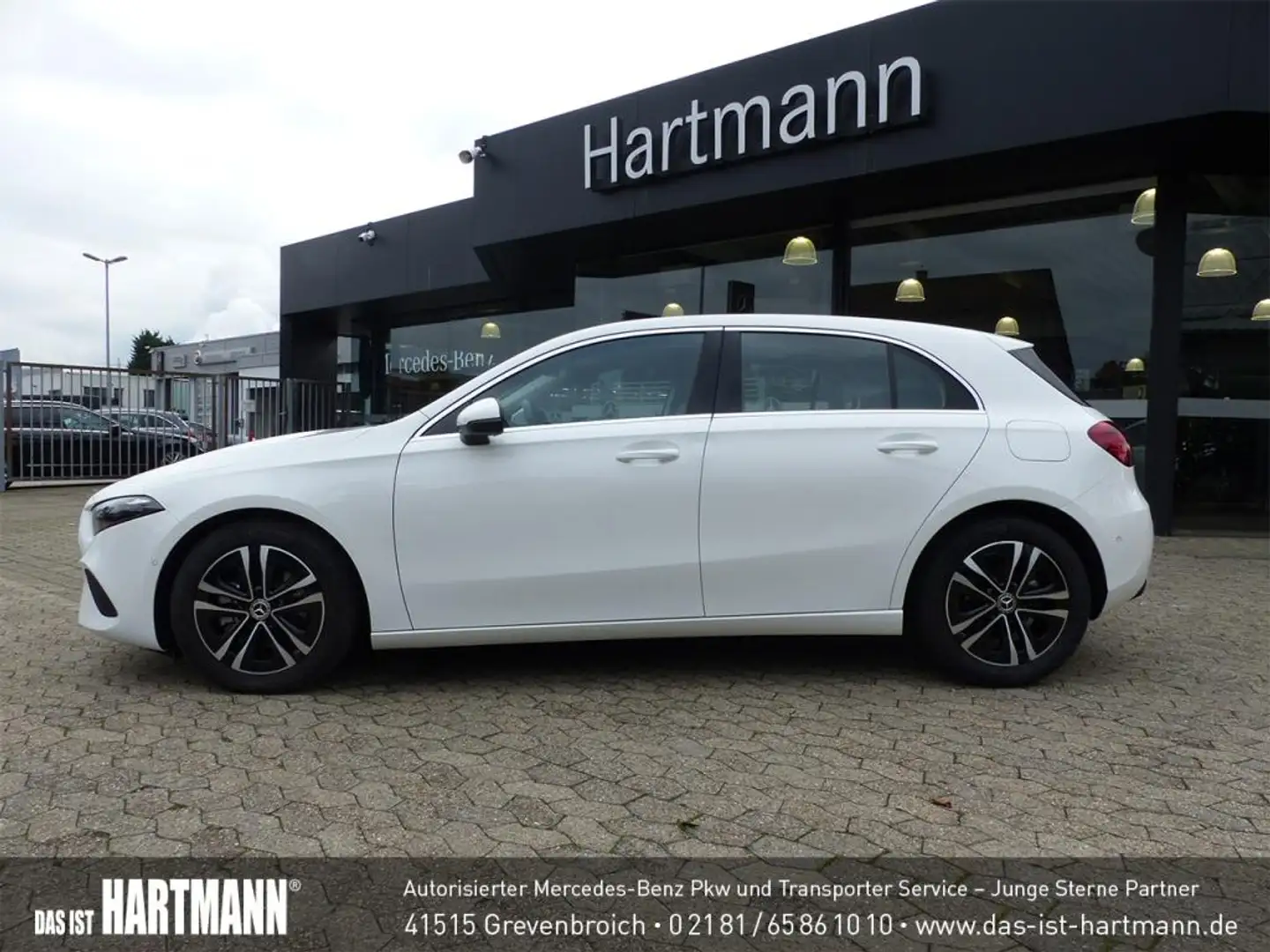 Mercedes-Benz A 180 PROGRESSIVE+MBUX+RF-KAMERA+GR.NAVI+CARPLAY Blanc - 2