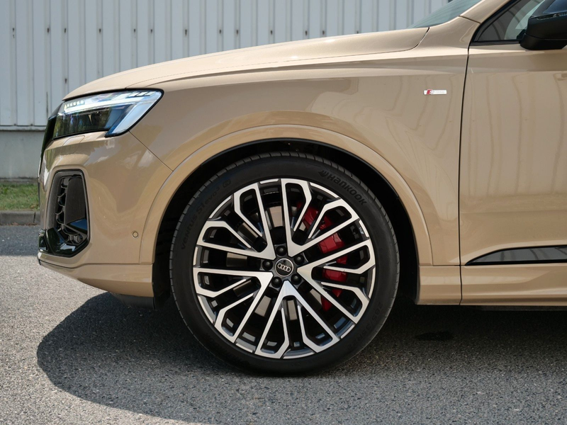 Audi Q7 60 TFSIe  SLINE.MATRIX.PANO.LUFTFE.B&O.AHK — photo 11